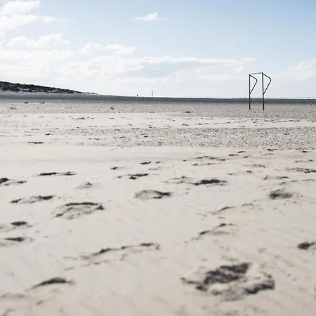 Inselhotel Ihnken Bed & Breakfast 3*